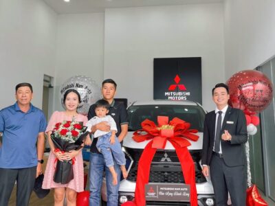 giao xe mitsu (1)