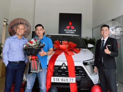 giao xe mitsu (4)