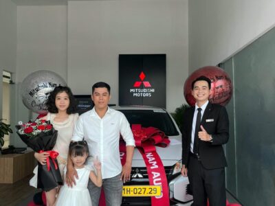 giao xe mitsu (5)